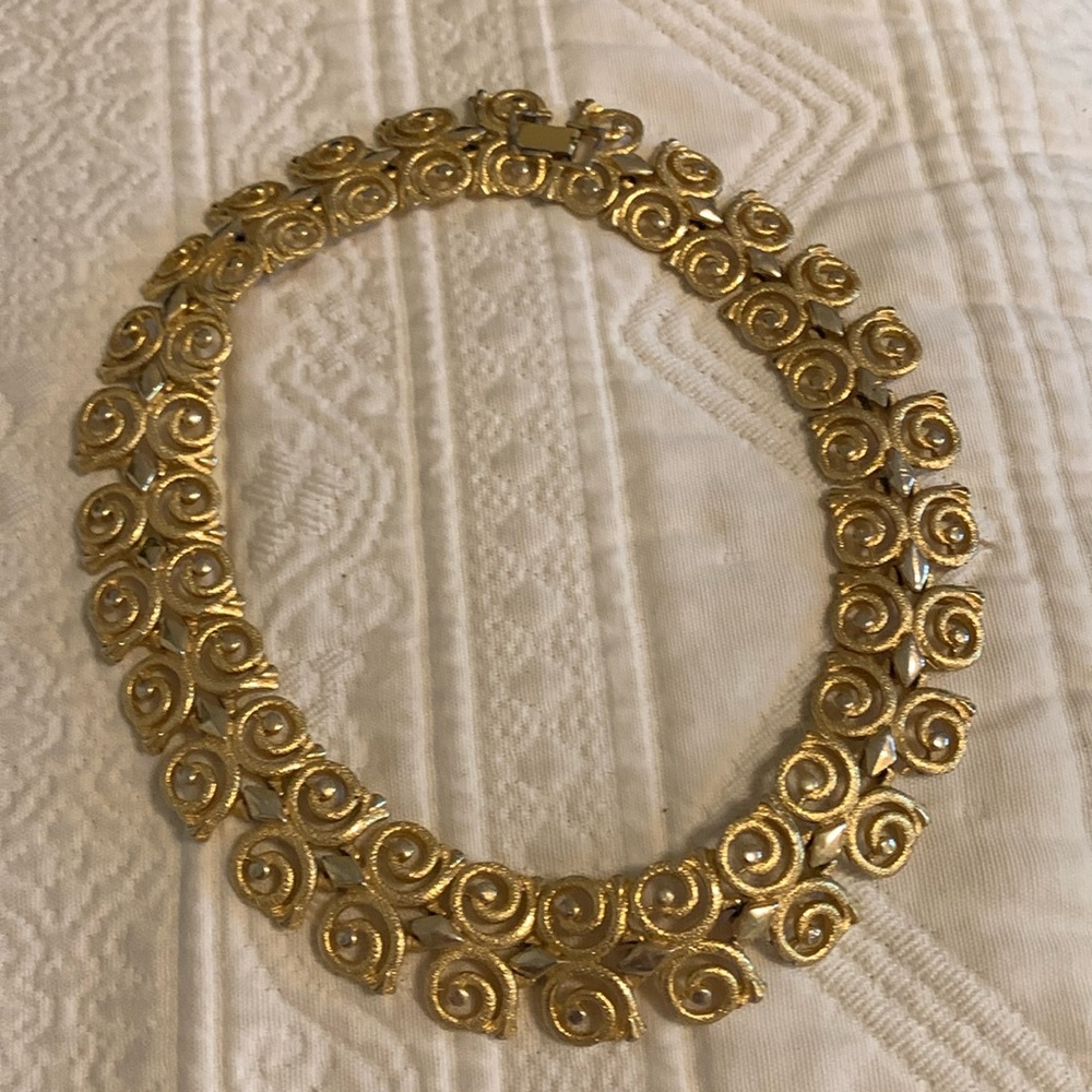 Costume Jewelry Collar